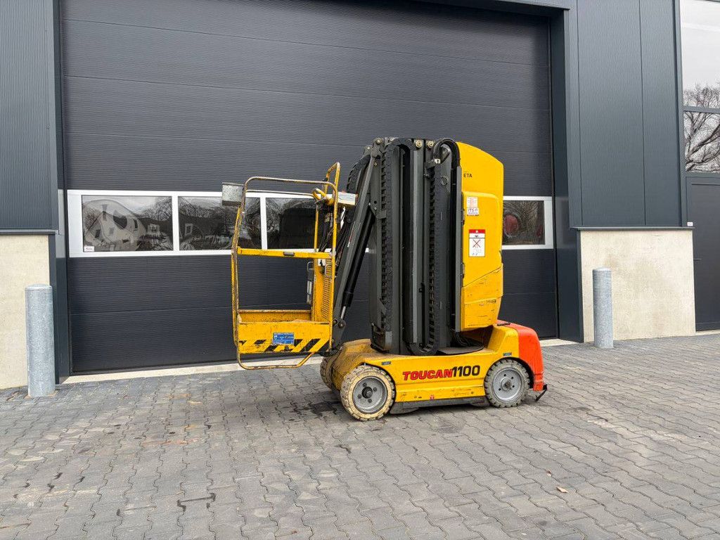 Grove Toucan 1100A Elektrischer Mastlift 11m 2001