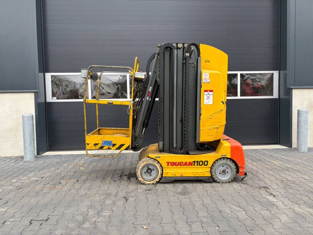 Grove Toucan 1100A Elektrischer Mastlift 11m 2001