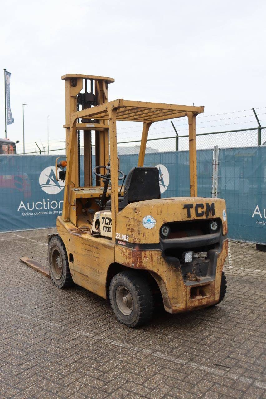 Gabelstapler TCM FD30Z5 Diesel 2300 kg