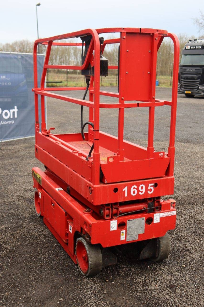 Scissor lift Haulotte Optimum 6 Electric 6.45m 2009