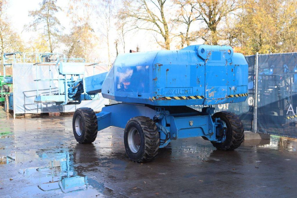 Telescoophoogwerker Aichi SP12C Diesel 2009