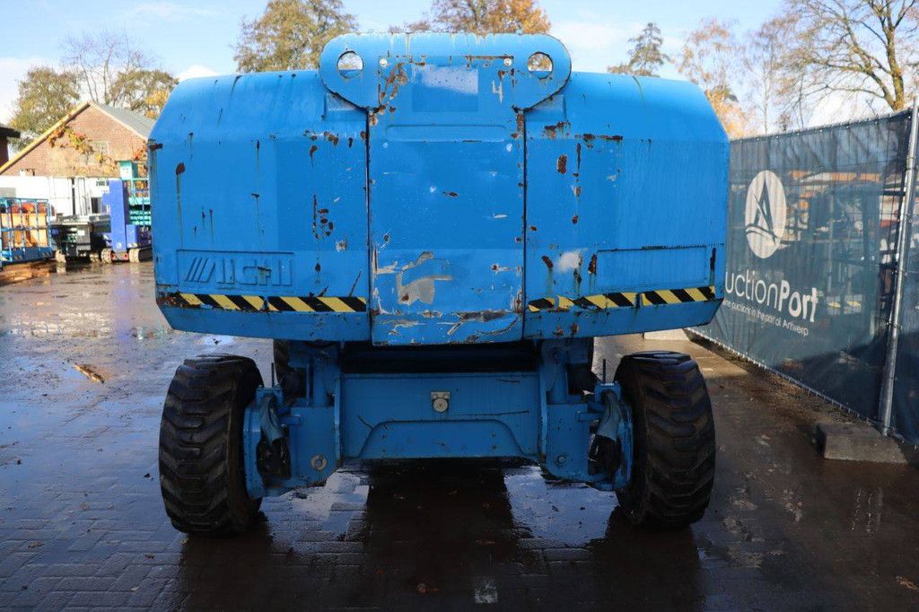 Telescoophoogwerker Aichi SP12C Diesel 2009