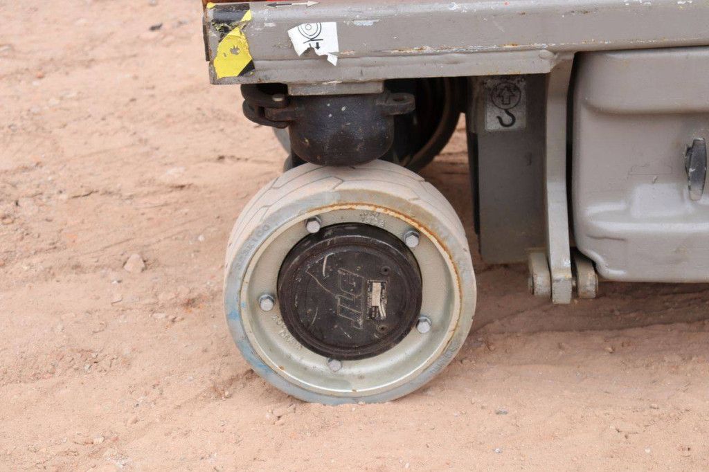 Scissor lift JLG 1930ES Electric 7.72m 2008