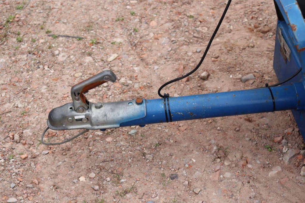 Moving lift Fritz Emminghaus Pionier 85616 Electric 200kg 16m 2008