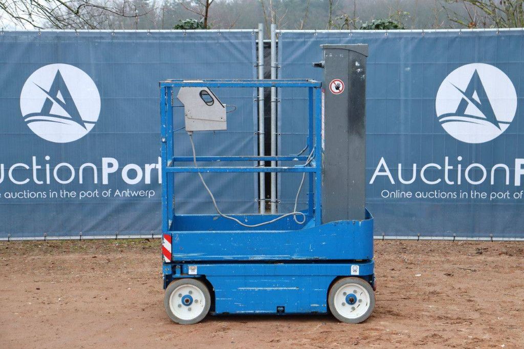 Skyjack SJ12 Elektrischer Mastlift 5,6 m 2015