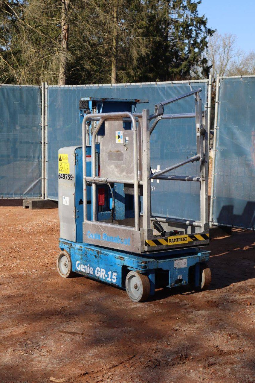 Genie GR-15 Electric Mast Lift 6.5m 2015