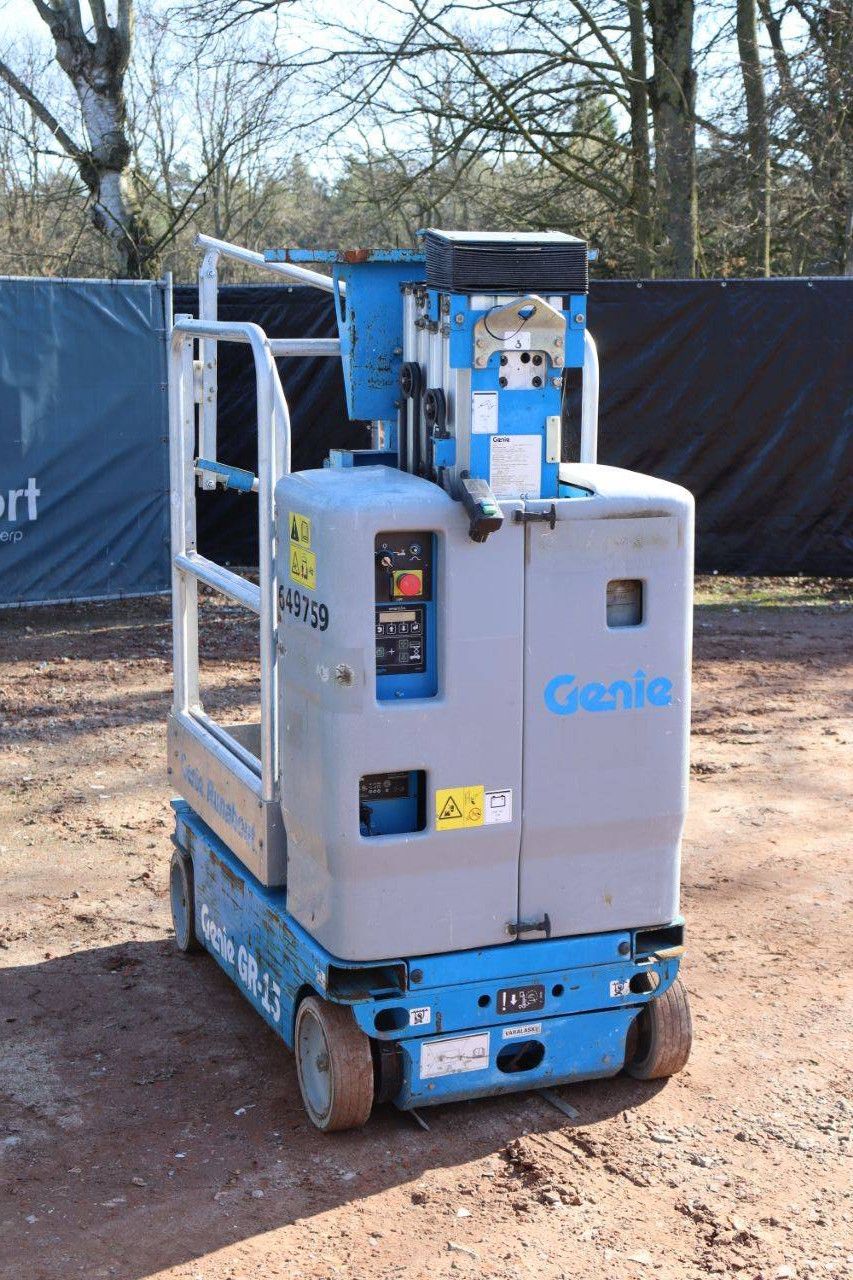 Genie GR-15 Electric Mast Lift 6.5m 2015