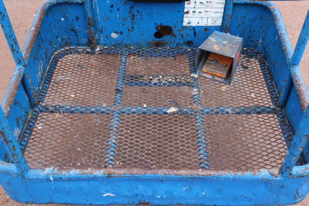 Masthoogwerker ATN PIAF 880R Elektrisch 8.8m 2015