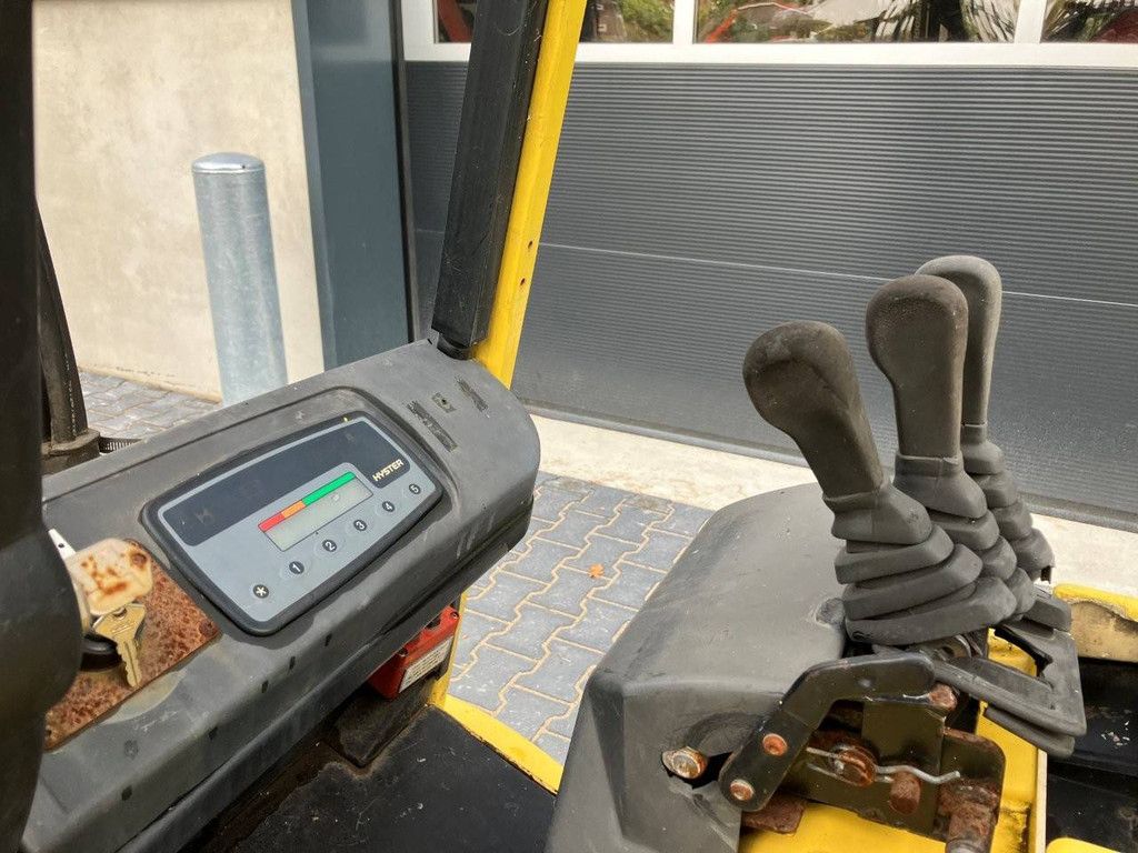 Hyster J2.50XM-717 Electric Forklift 2290kg 4.95m 1999