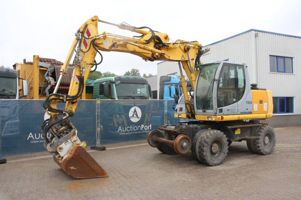 Radbagger New Holland MH5 Plus Diesel 2008