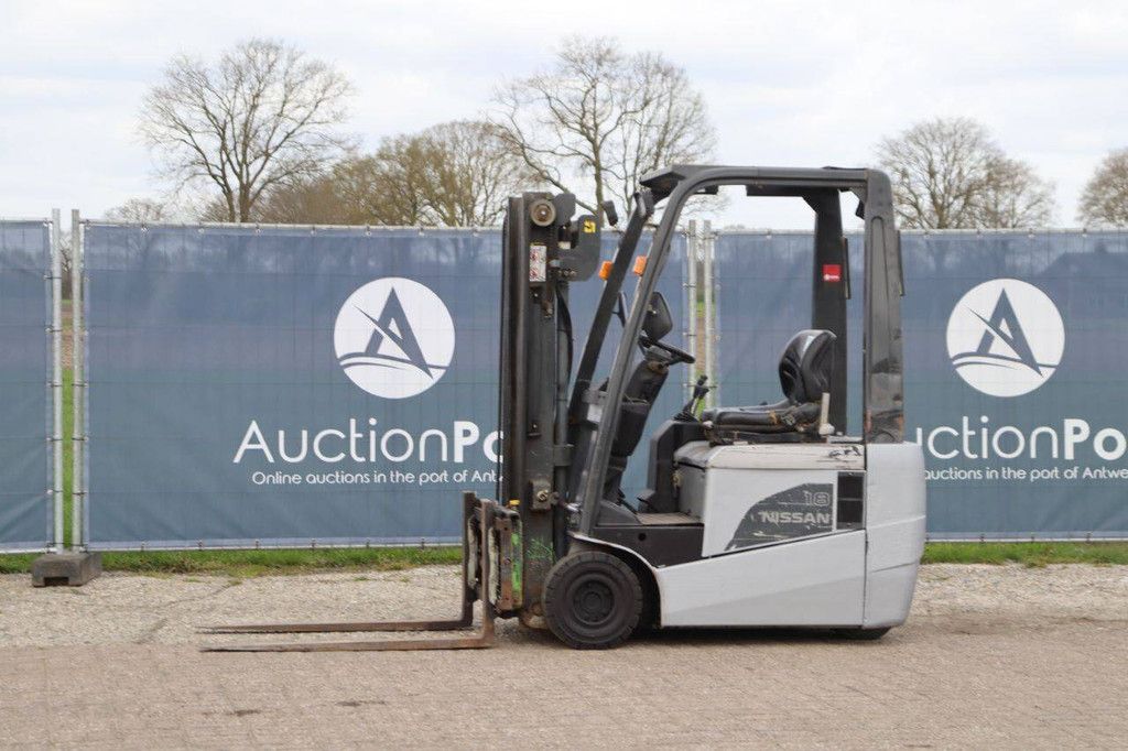 Nissan 1N1L18Q Elektrogabelstapler, 1800 kg, 4,75 m, Baujahr 2011