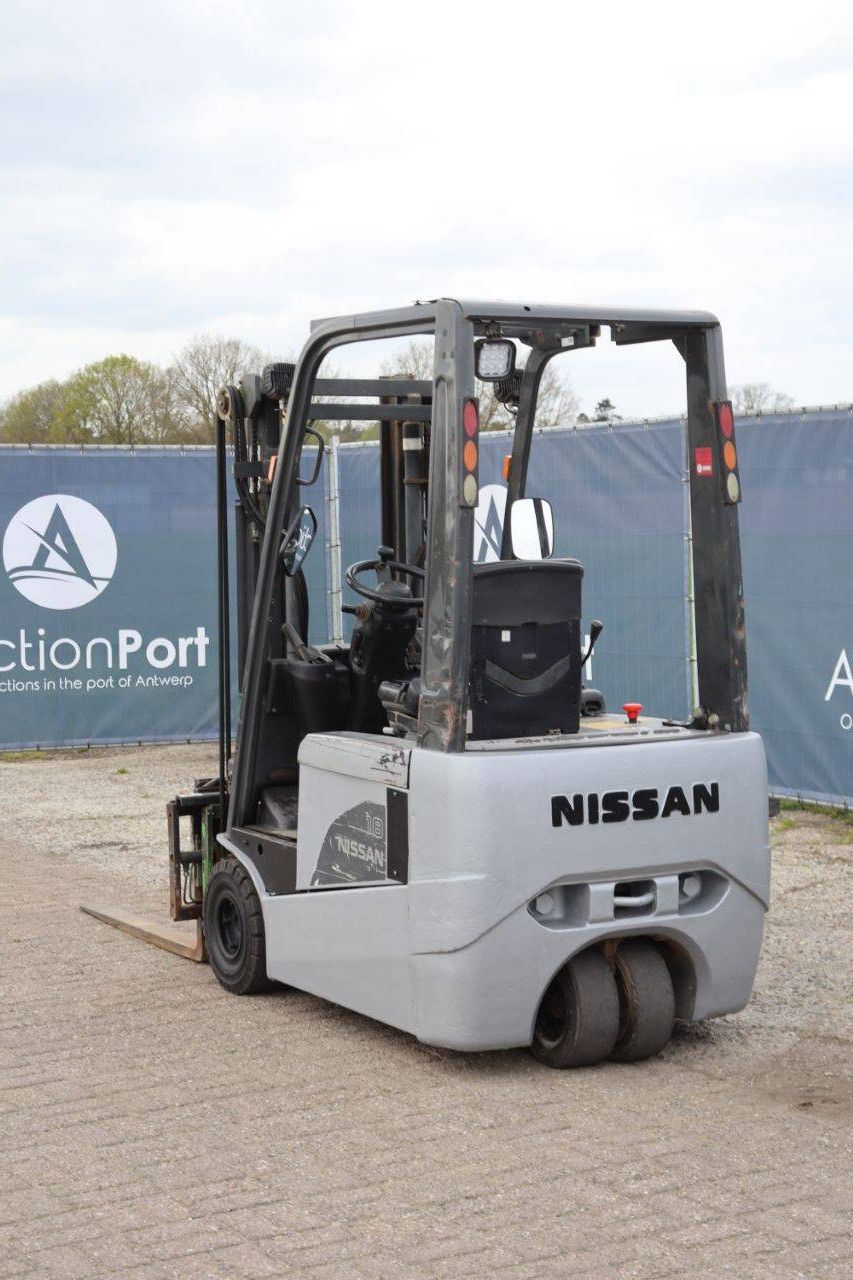 Nissan 1N1L18Q Elektrogabelstapler, 1800 kg, 4,75 m, Baujahr 2011