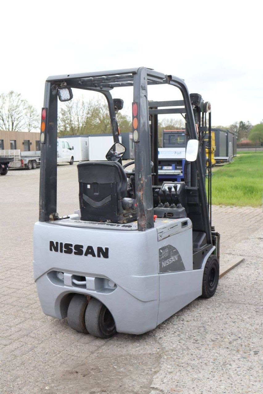 Nissan 1N1L18Q Elektrogabelstapler, 1800 kg, 4,75 m, Baujahr 2011