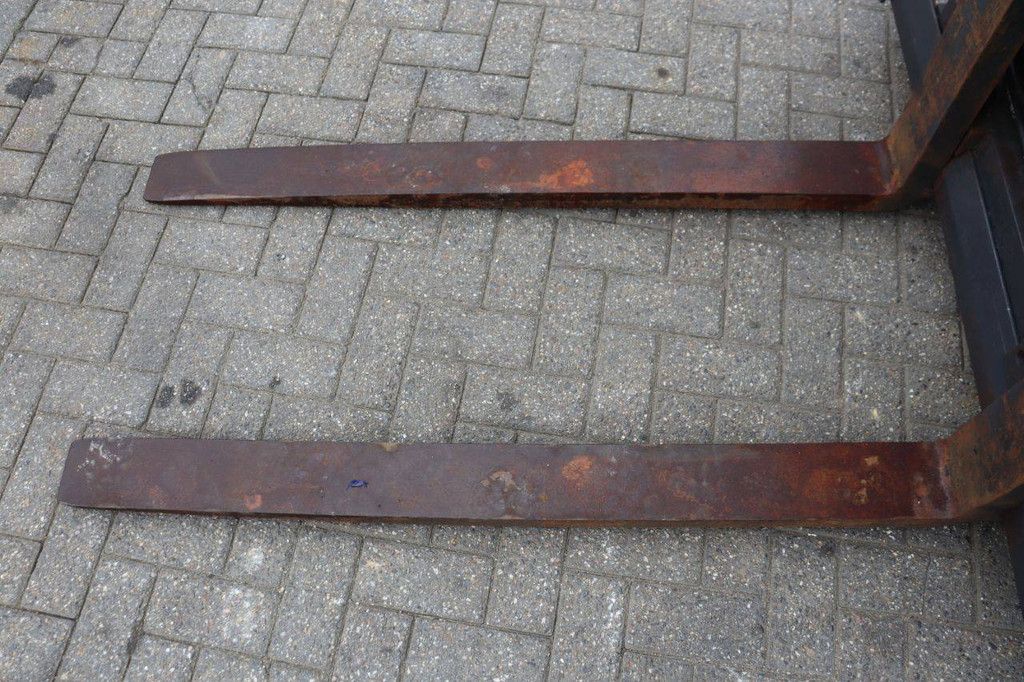 Linde H40D-02 Diesel Forklift 4000kg 5m 2017