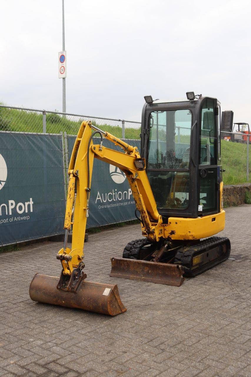 Mini excavator Komatsu PC16R-HS Diesel 2012