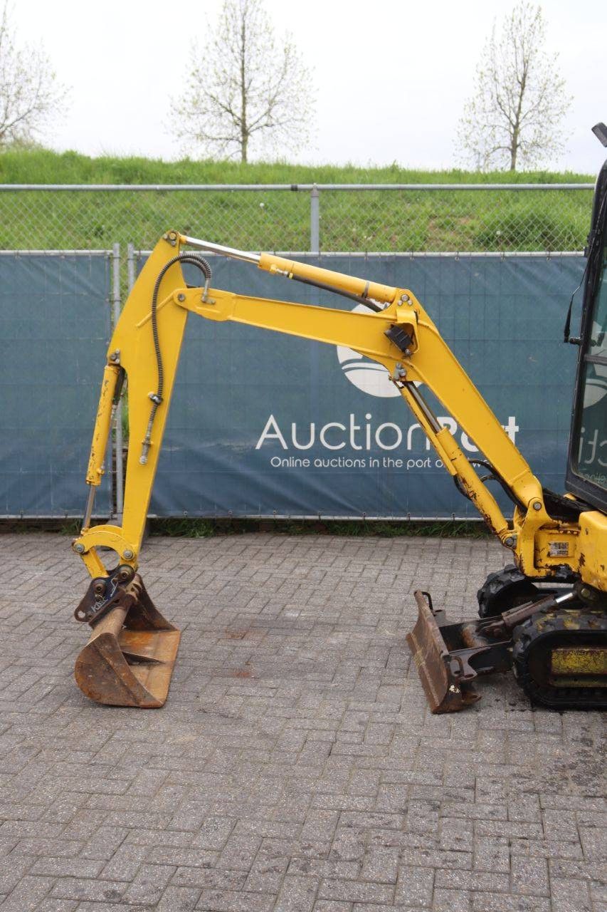 Mini excavator Komatsu PC16R-HS Diesel 2012