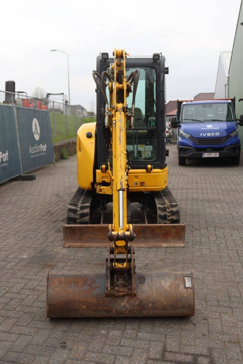 Raupenbagger Komatsu PC26MR Diesel 2018