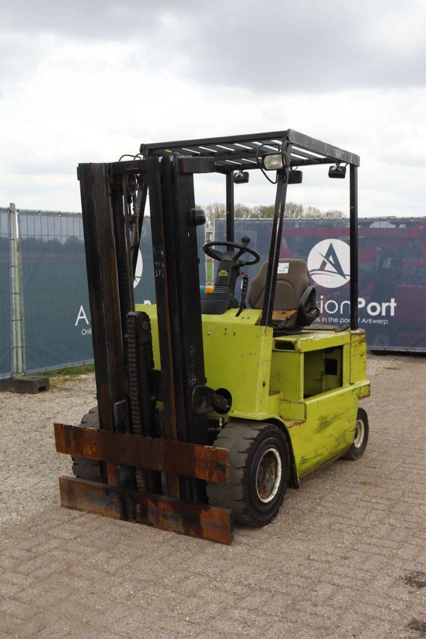 Heftruck Clark 30S Elektrisch 3000kg 1997