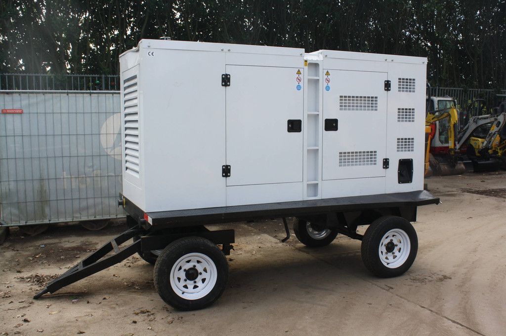 Stamford ACC-188T Dieselgenerator 180 kVA 2025 Neu
