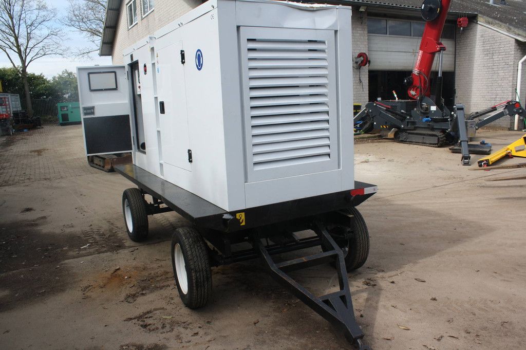 Stamford ACC-188T Dieselgenerator 180 kVA 2025 Neu