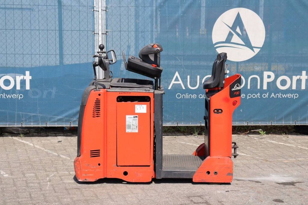 Linde P30 Electric Tractor