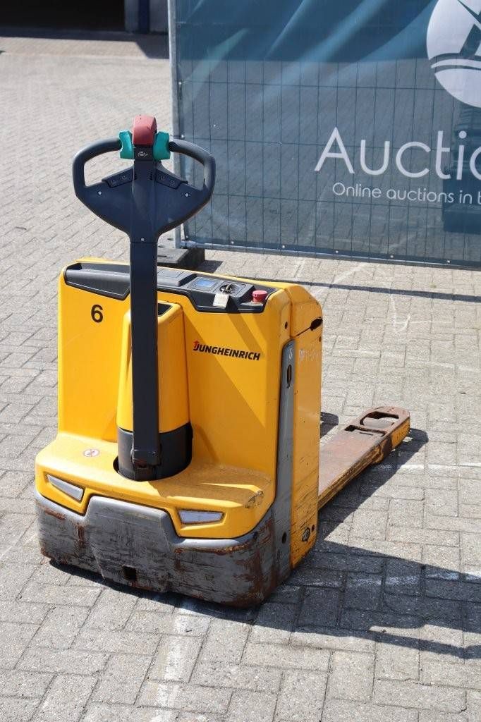 Pallet truck Jungheinrich EJE116 Electric