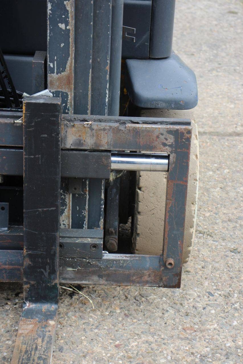 Komatsu FB15M-2R Elektro-Gabelstapler, 1500 kg, 4,47 m, Baujahr 2005