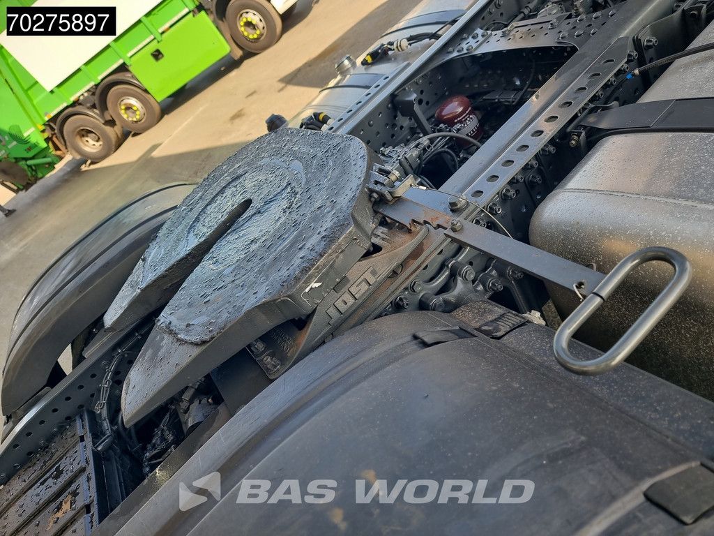 Mercedes Actros 1851 4X2 BigSpace 2x Tanks