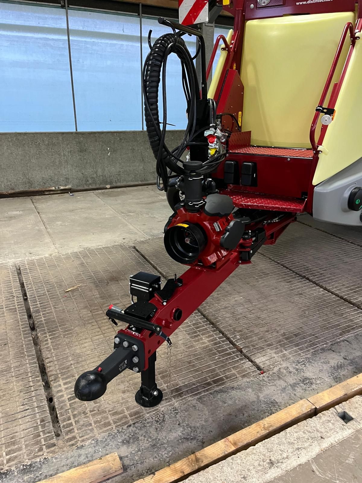 Hardi Navigator 4000 27m DDZ bj.2024