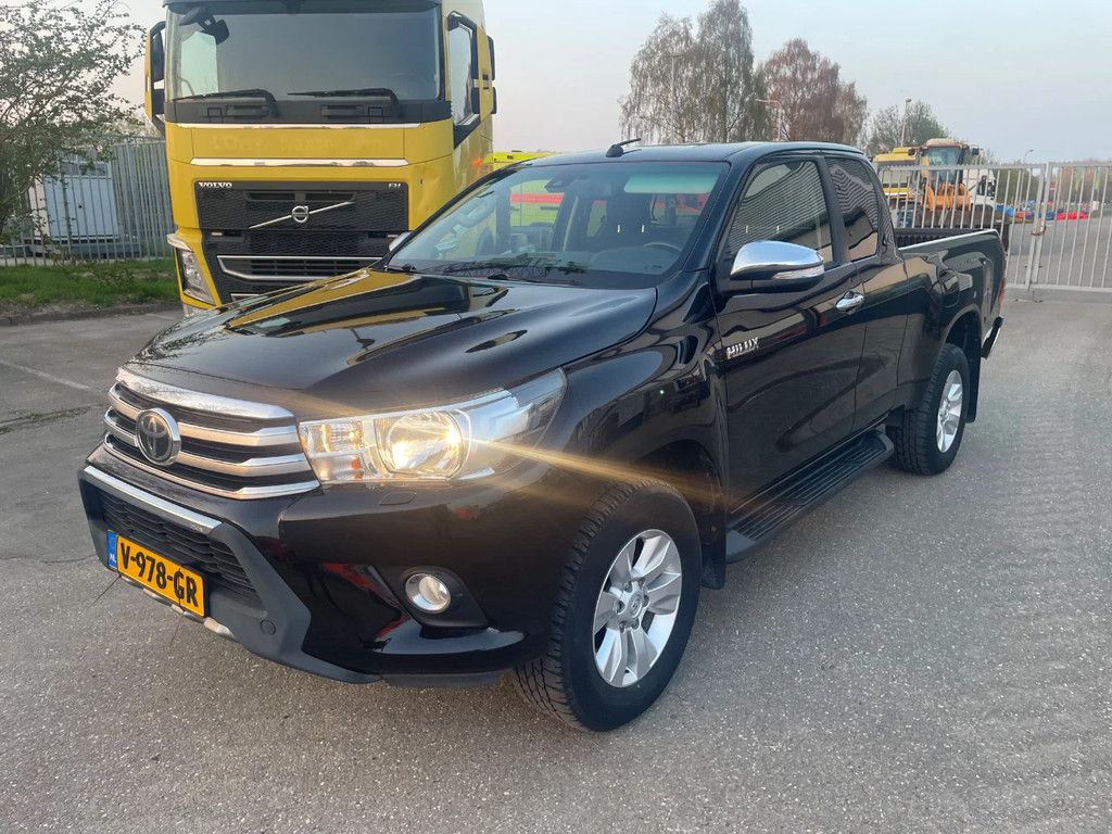 Toyota HiLux AN1P(EU,N) 4x4 handgeschakelt 99.064 km !!
