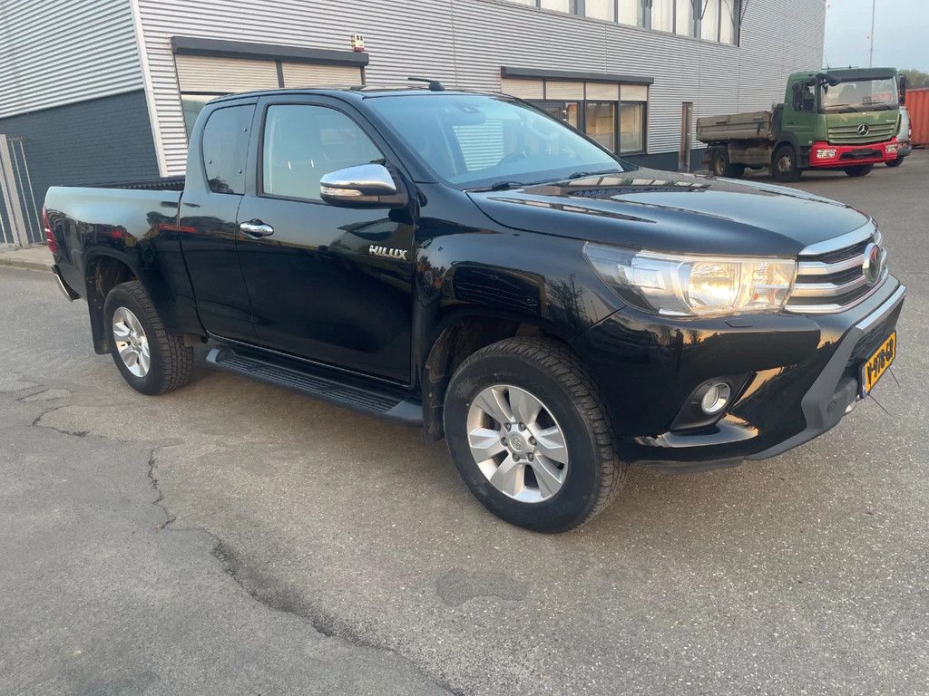 Toyota HiLux AN1P(EU,N) 4x4 handgeschakelt 99.064 km !!