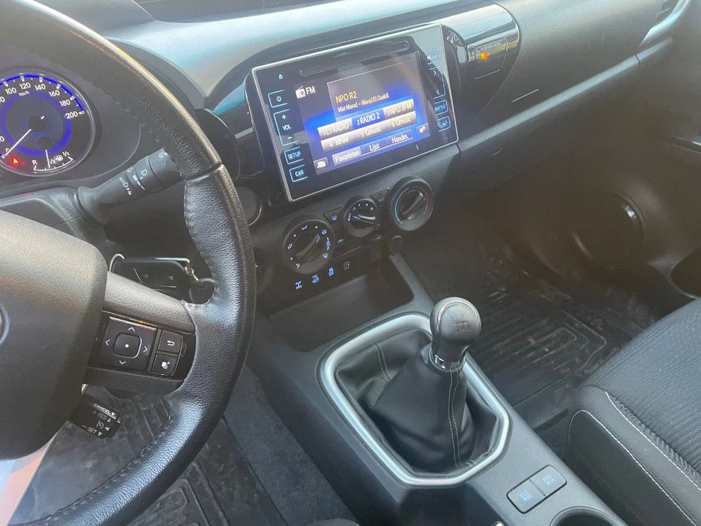 Toyota HiLux AN1P(EU,N) 4x4 handgeschakelt 99.064 km !!