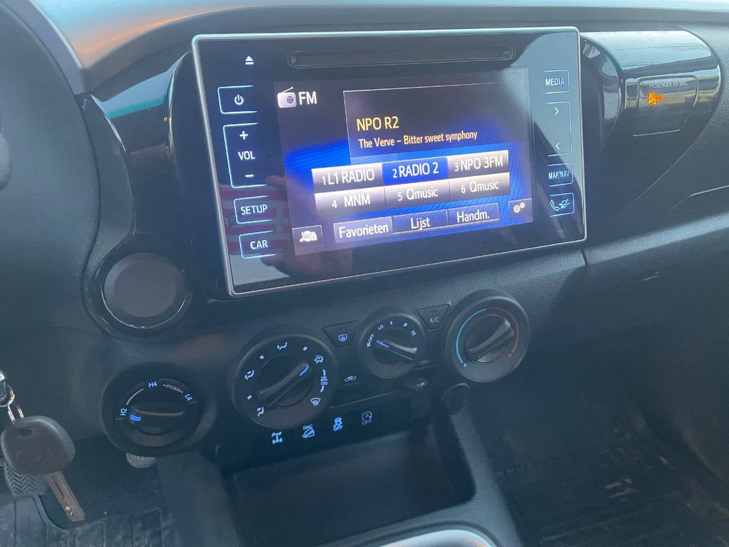 Toyota HiLux AN1P(EU,N) 4x4 handgeschakelt 99.064 km !!