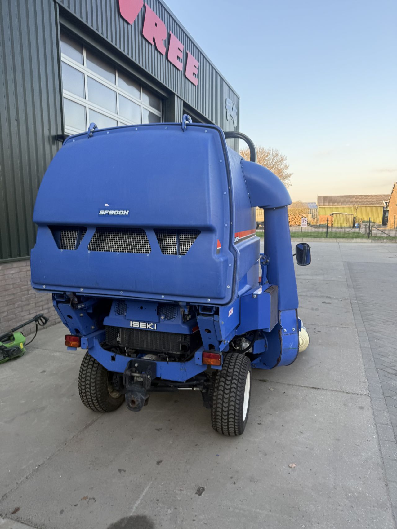 Iseki sf370 ( 960 uur )