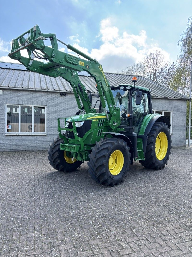 John Deere 6130M | 2022 | 2360 uur | 623R voorlader