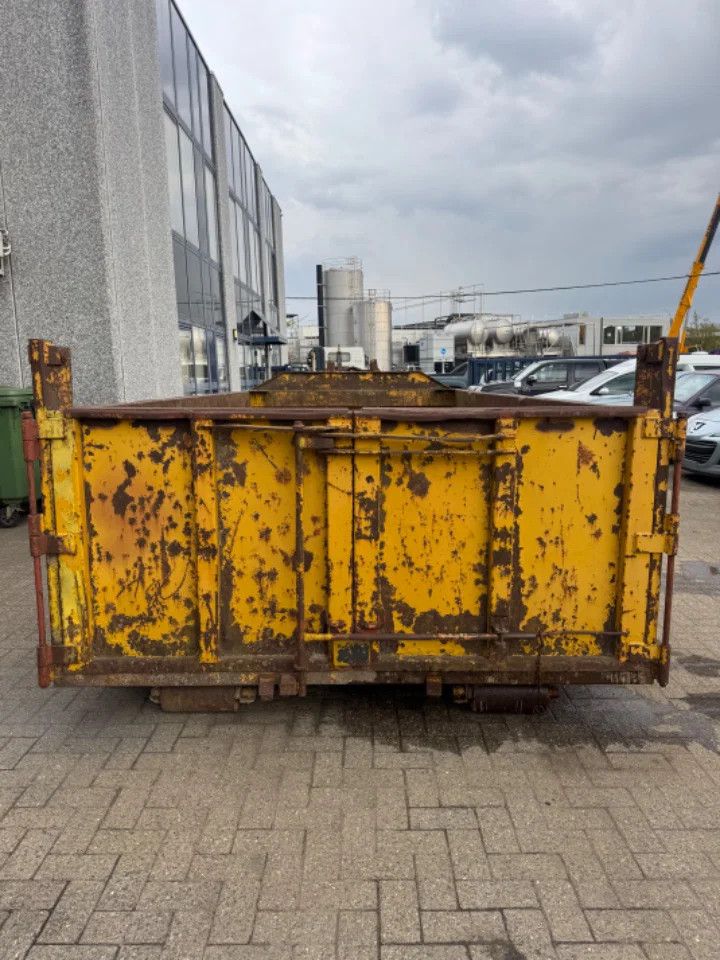 CONTAINER **CONTAINER**