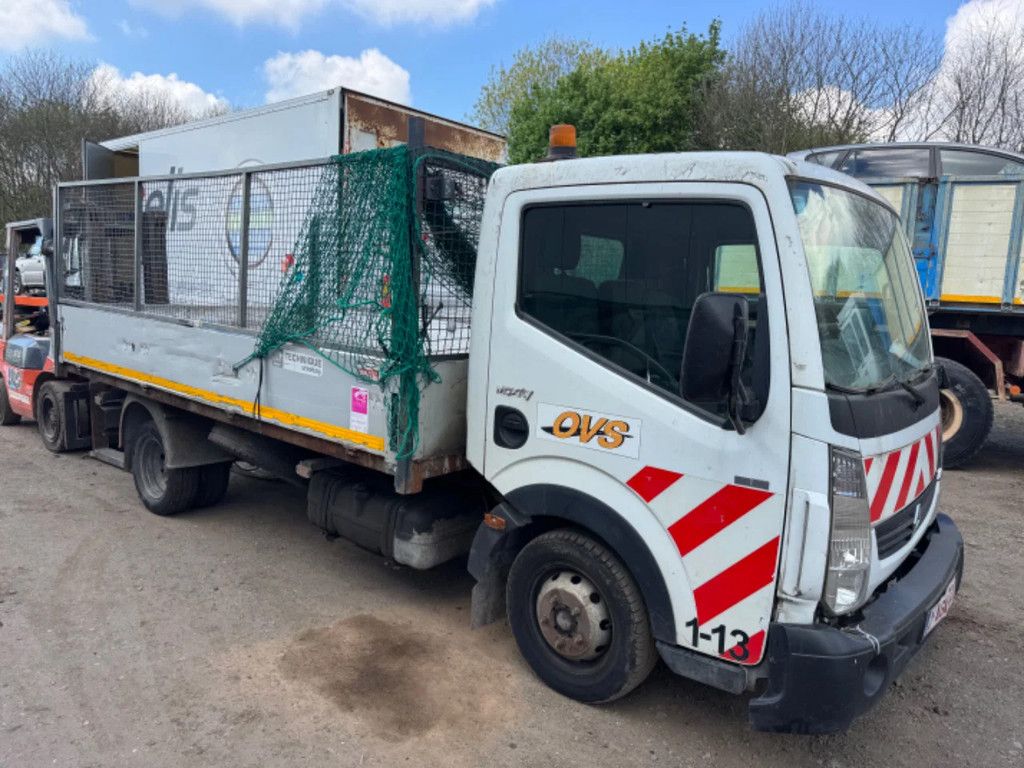 Renault Maxity **ENGINE BROKEN-MOTORSHADEN-MOTEUR HS**