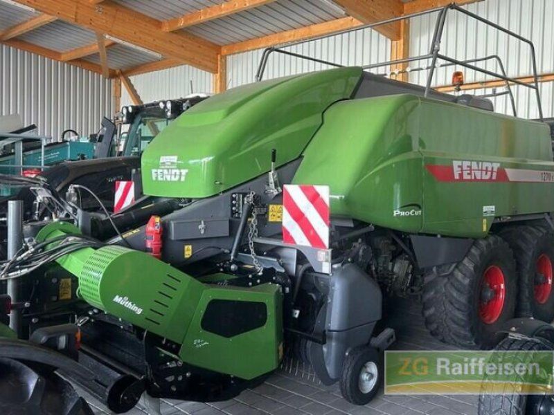 Fendt 1270ST + Vorbauhäcksler