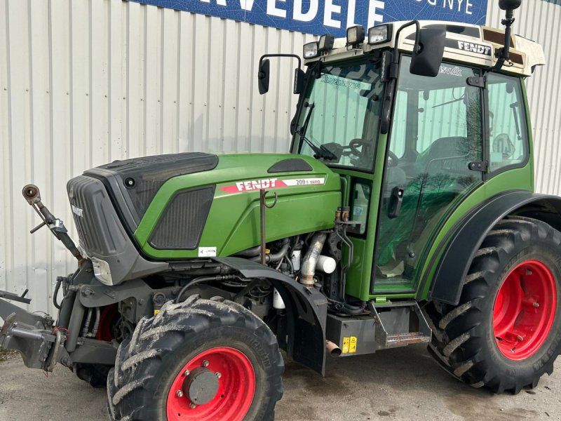 Fendt 209 F Vario TMS