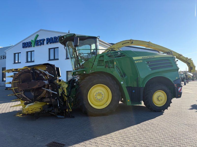 John Deere 8400 i 4x4 *Kemper 460 StalkBuster*