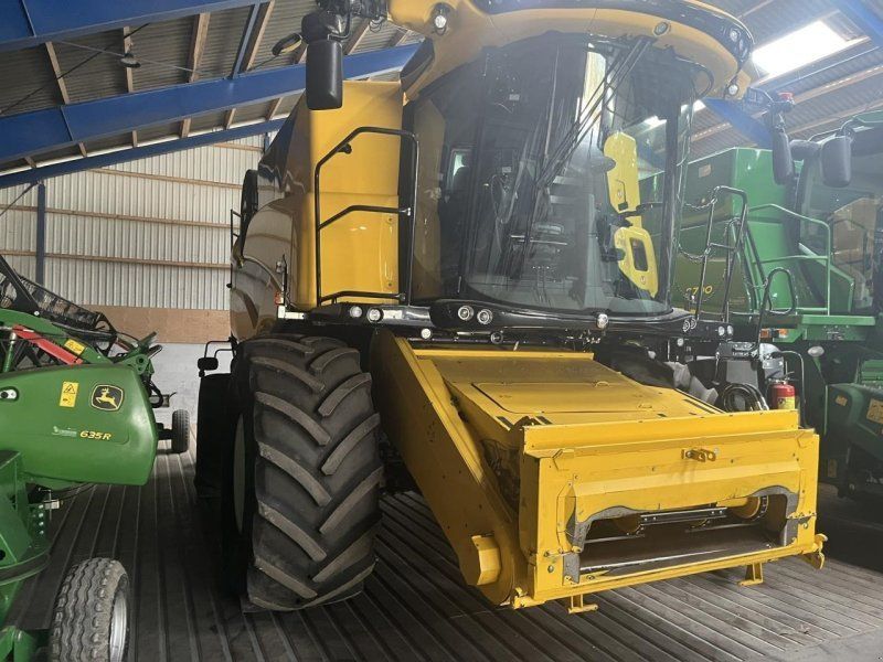 New Holland CX8.90 ST5 ZED