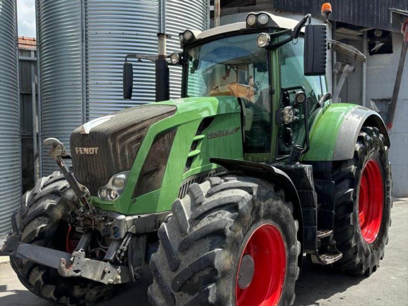 Fendt 826