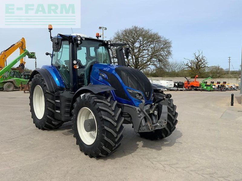 Valtra t194 versu  (st26215)