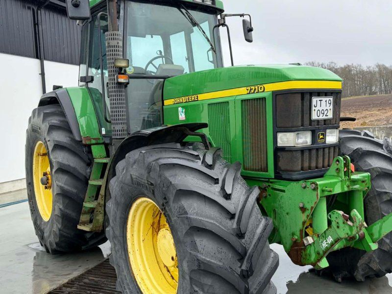 John Deere 7710 Power Quad