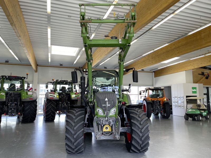 Fendt 516 VARIO S4 PROFI PLUS