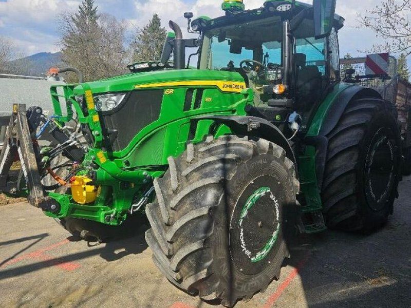 John Deere 6R 165