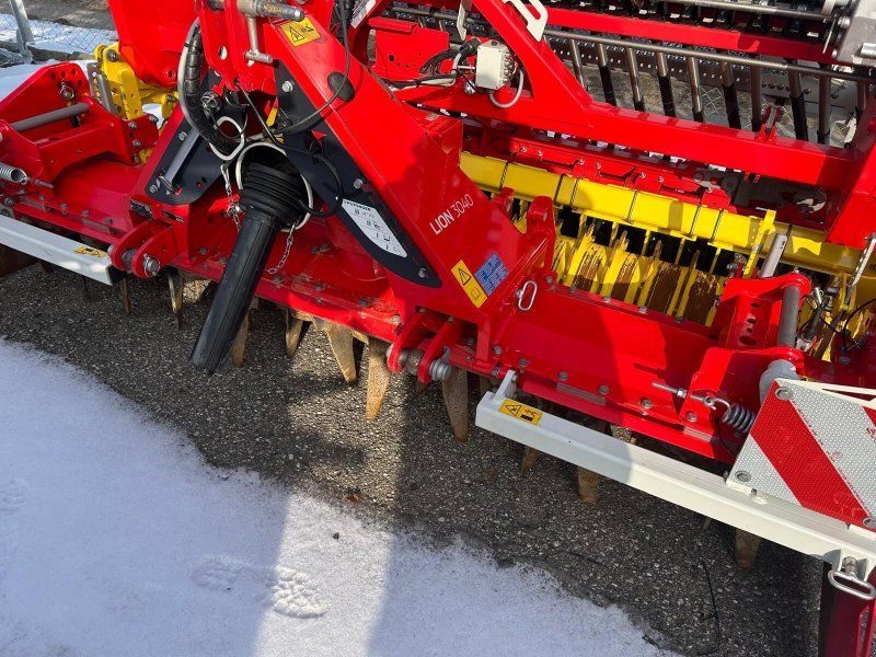 Pöttinger Kreiselge Lion 3040