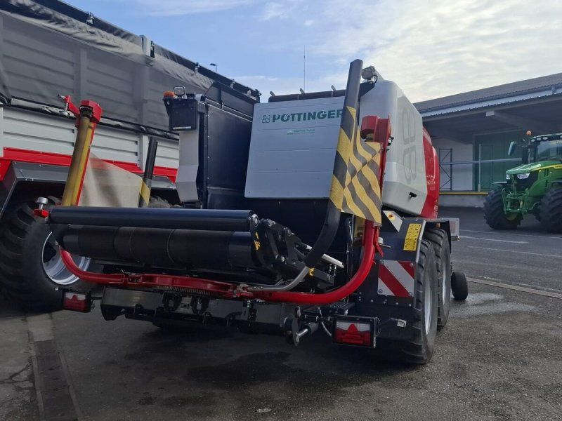 Pöttinger Press-Wickel-Kombination Impress 3160VC Pro