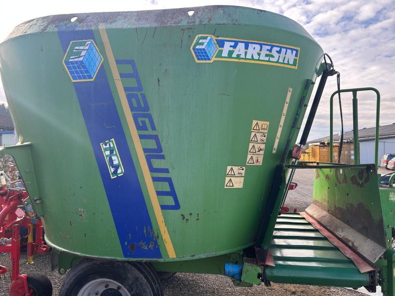 Faresin Futtermischwagen Magnum TMRV 1100