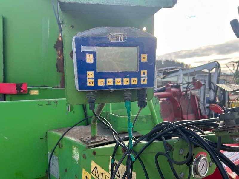 Faresin Futtermischwagen Magnum TMRV 1100